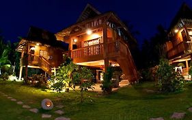 Hoyohoy Villas Resort